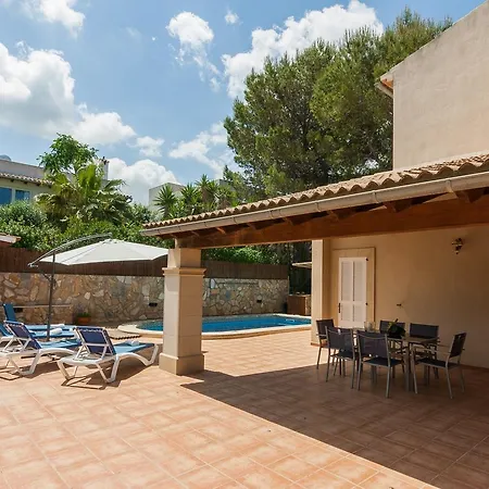 Montferrutx Chalet